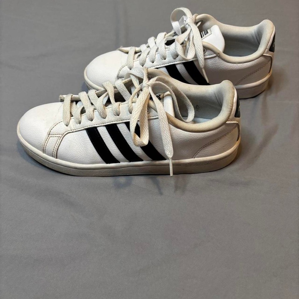Adidas neo cloudfoam advantage sneakers